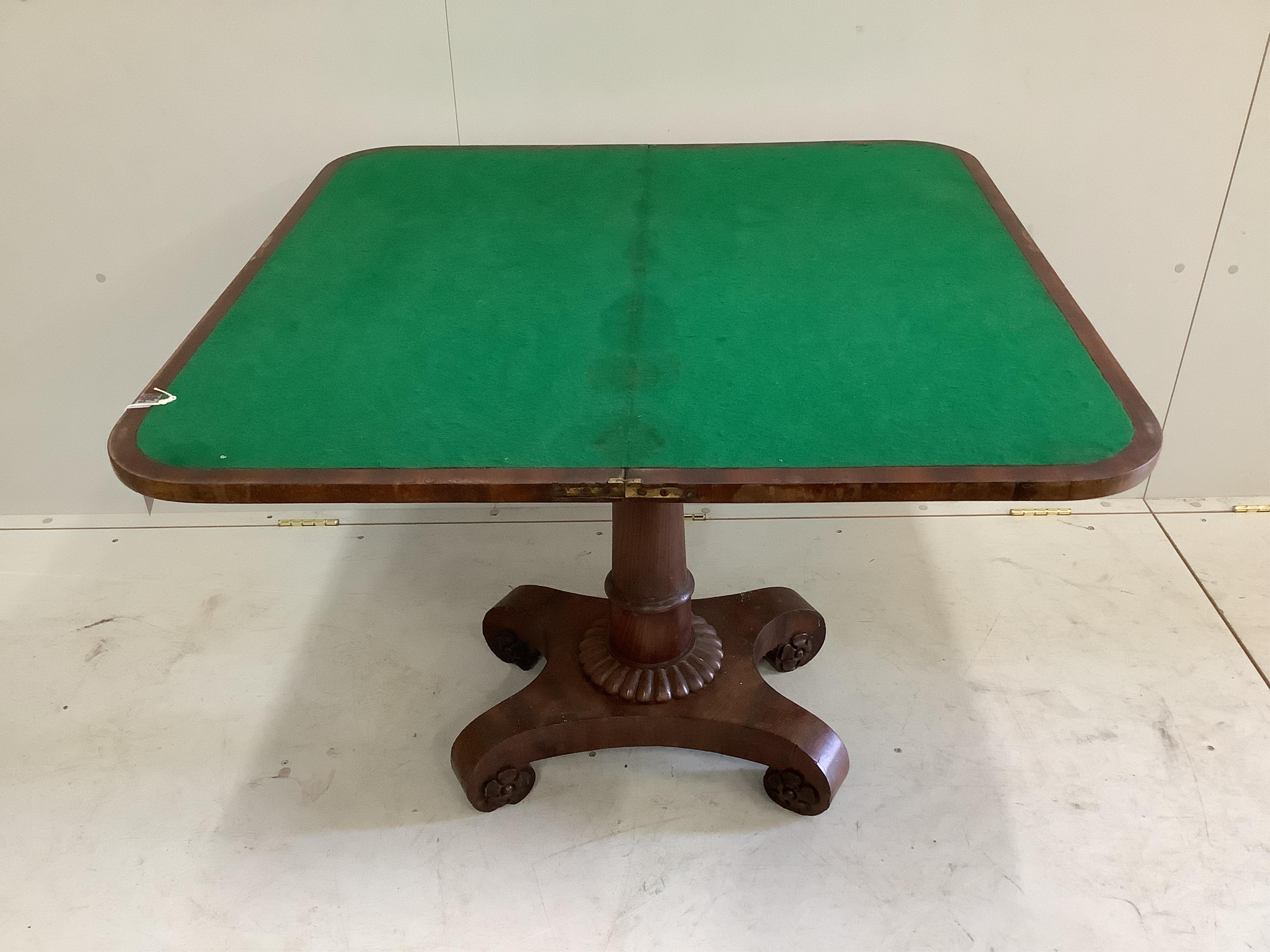 An early Victorian rectangular mahogany folding card table, width 91cm, depth 45cm, height 72cm